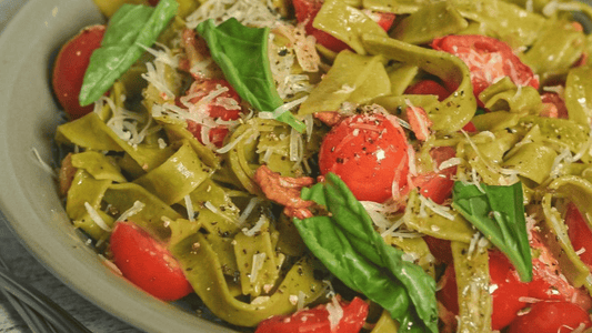 Cheesy Delight Spinach Pasta